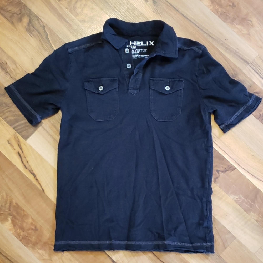 Boys size med polo GUC!